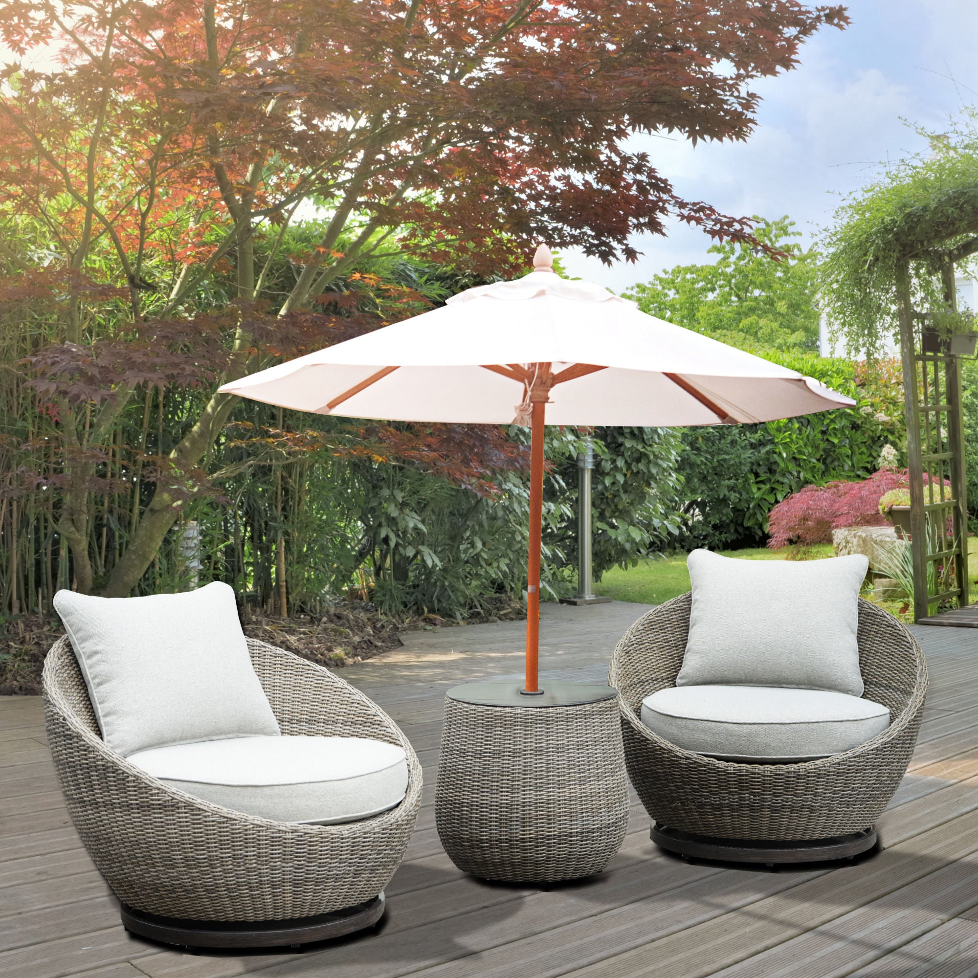 Outdoor Wicker Chair and Side Table Set